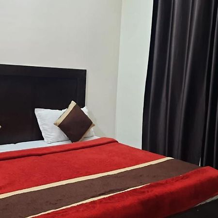 Hotel The Bird Dehradun Exterior photo