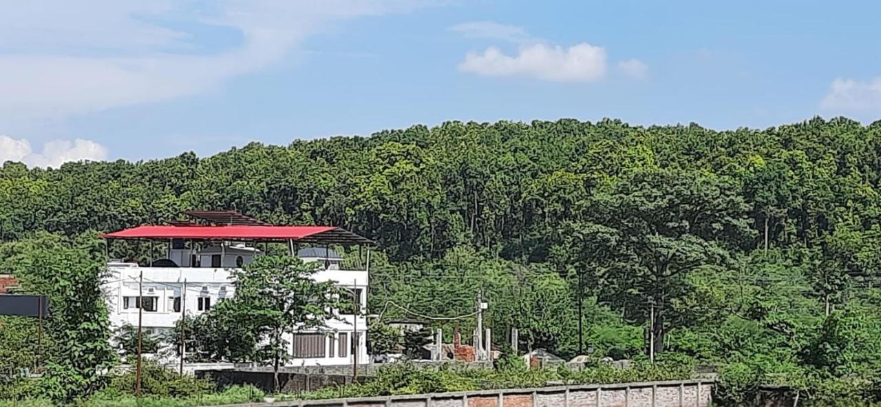 Hotel The Bird Dehradun Exterior photo