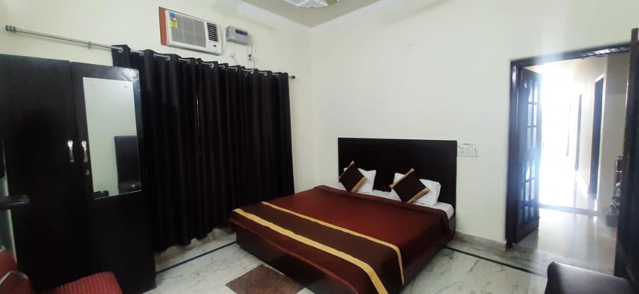 Hotel The Bird Dehradun Exterior photo