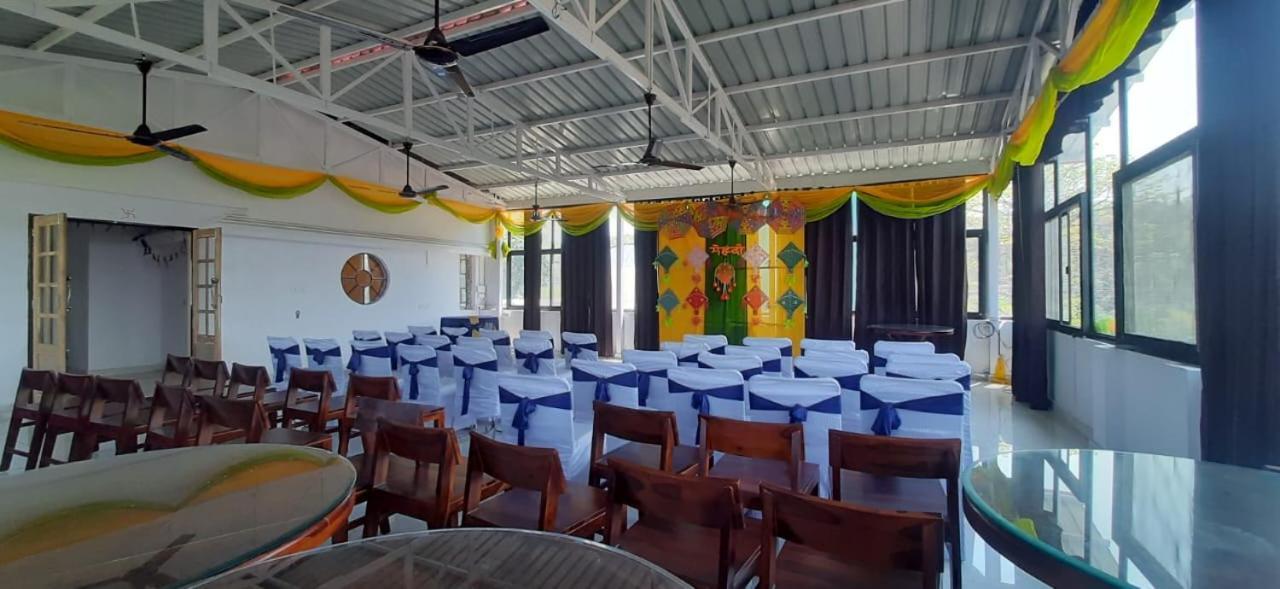 Hotel The Bird Dehradun Exterior photo